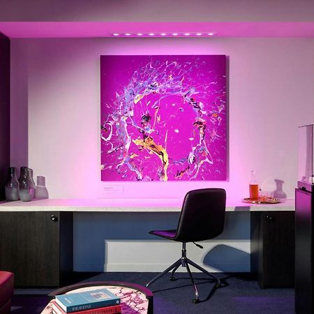 Midnight Hotel, Autograph Collection Canberra Luaran gambar