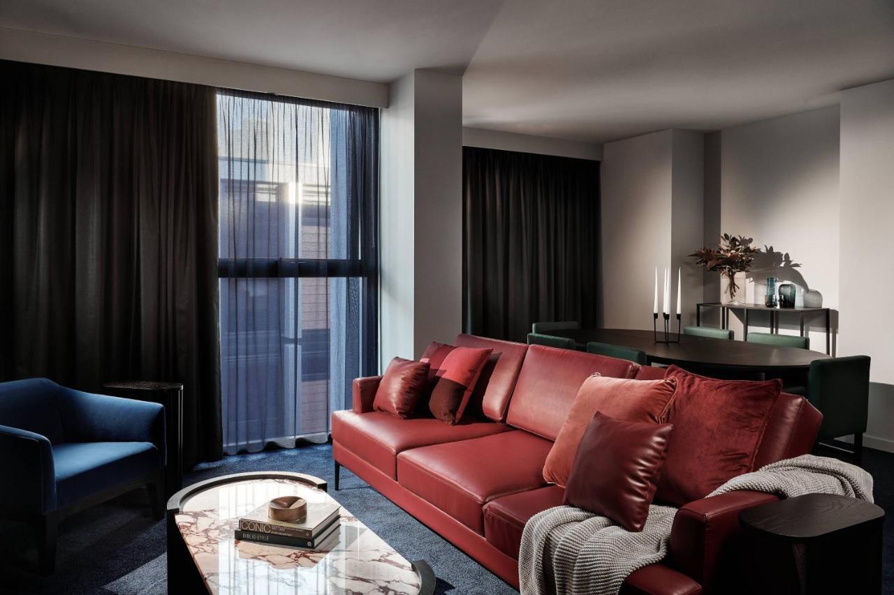 Midnight Hotel, Autograph Collection Canberra Luaran gambar The living room of a two-bedroom apartment