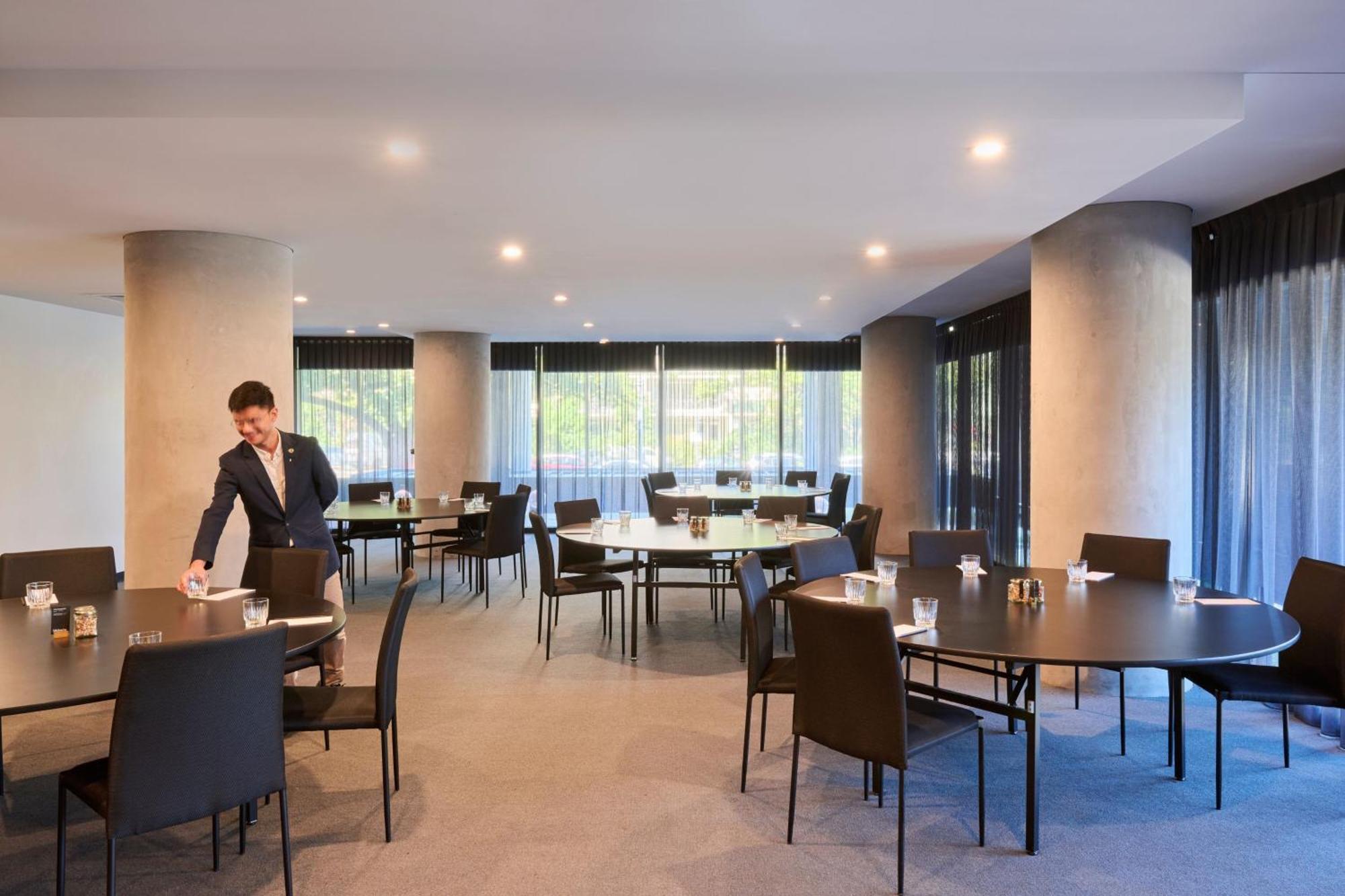 Midnight Hotel, Autograph Collection Canberra Luaran gambar The Club at Melbourne Airport