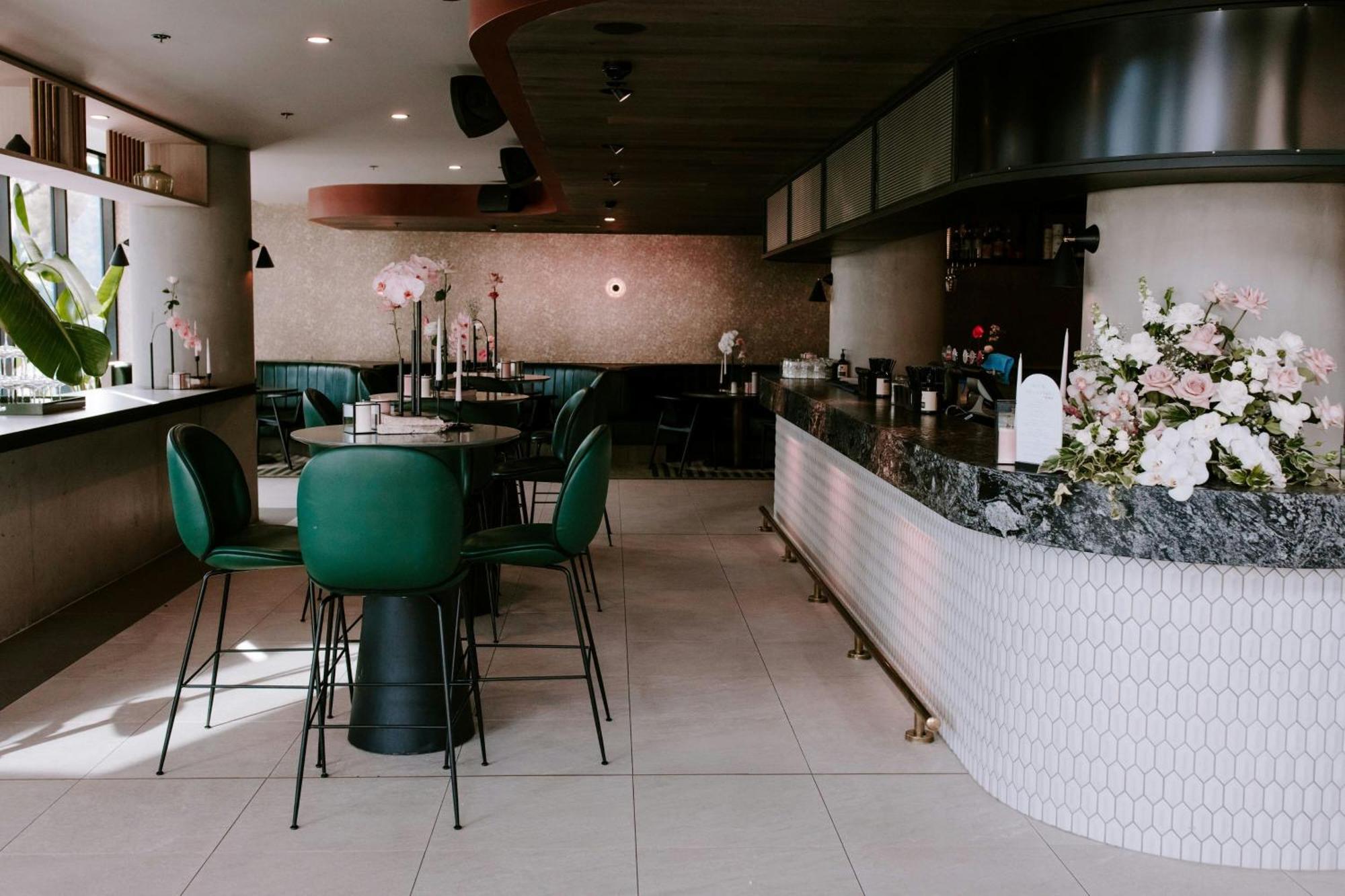 Midnight Hotel, Autograph Collection Canberra Luaran gambar The interior of the restaurant