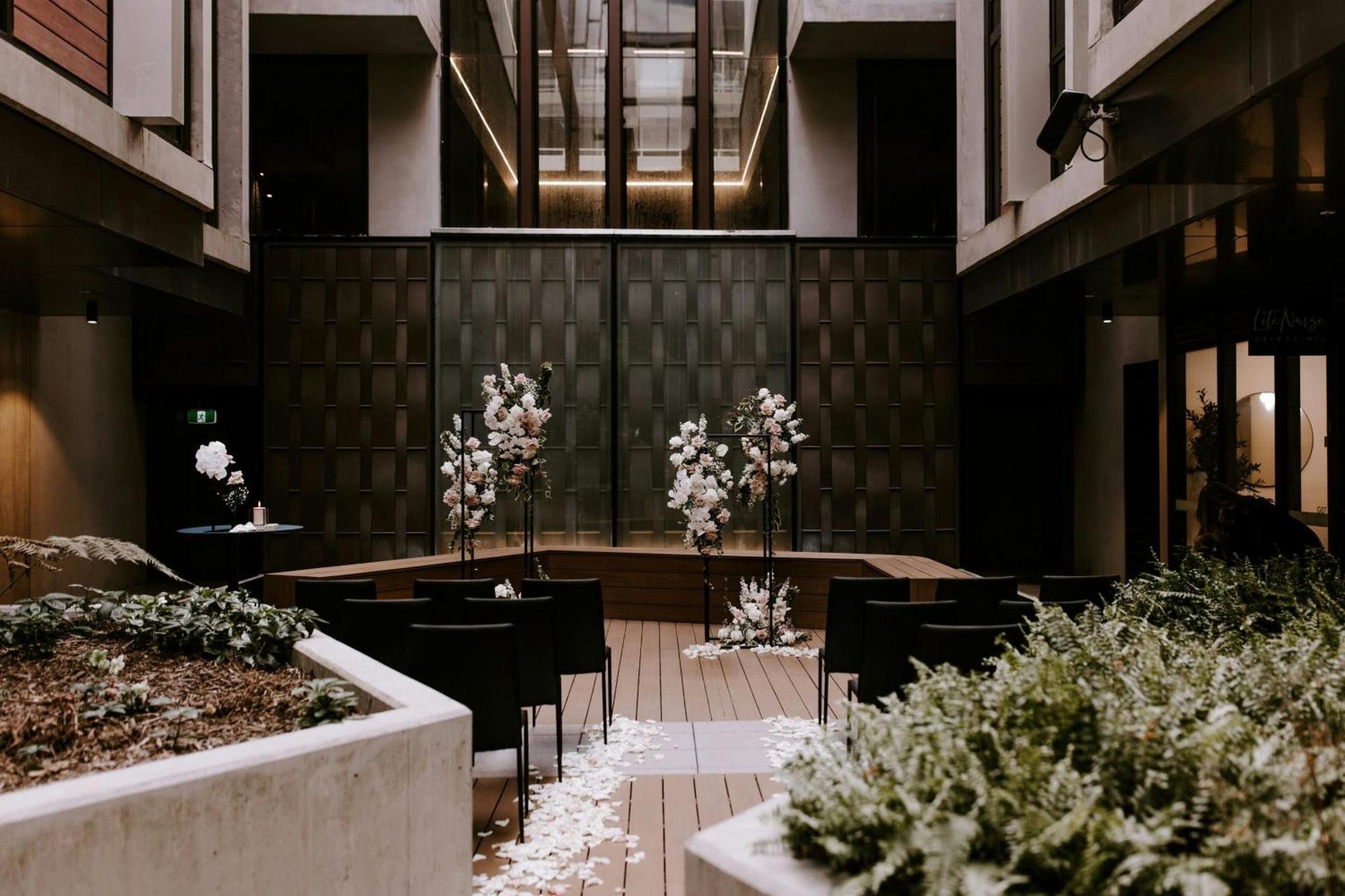Midnight Hotel, Autograph Collection Canberra Luaran gambar The interior of the hotel