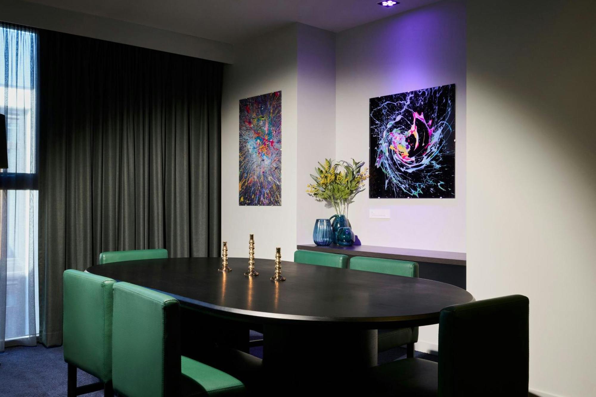 Midnight Hotel, Autograph Collection Canberra Luaran gambar