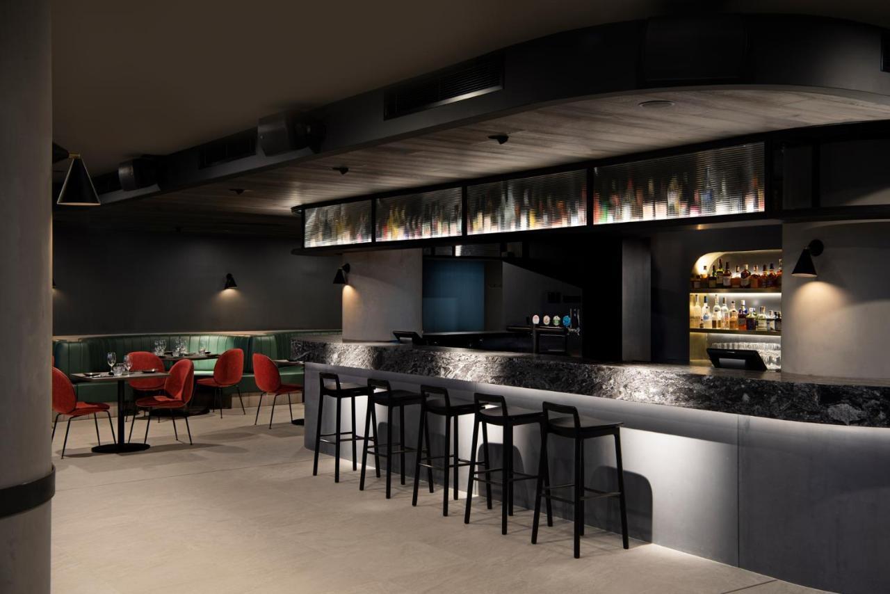 Midnight Hotel, Autograph Collection Canberra Luaran gambar The bar at the restaurant